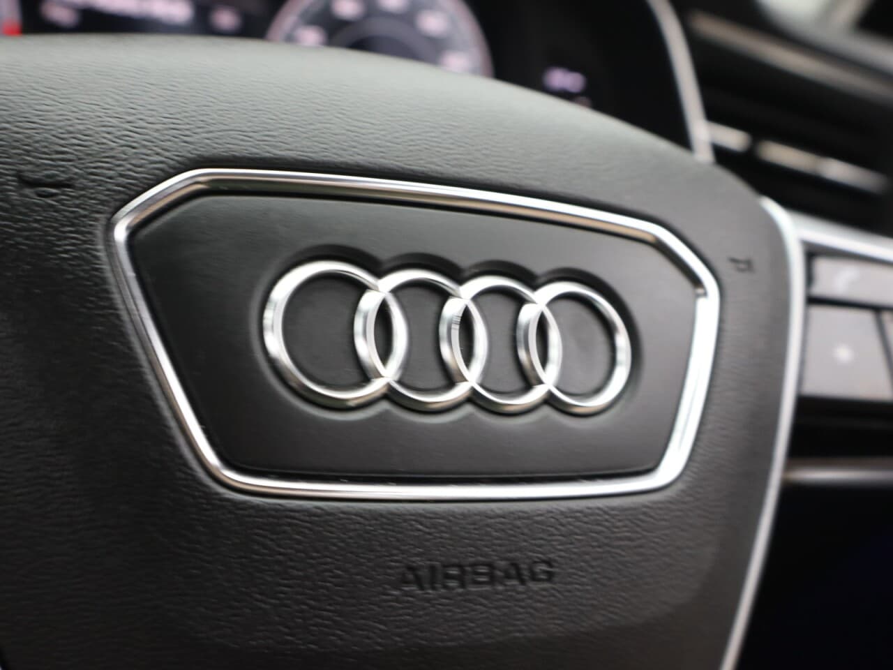 Audi A6 Saloon 2.0 TFSIe 50 Sport — image 19