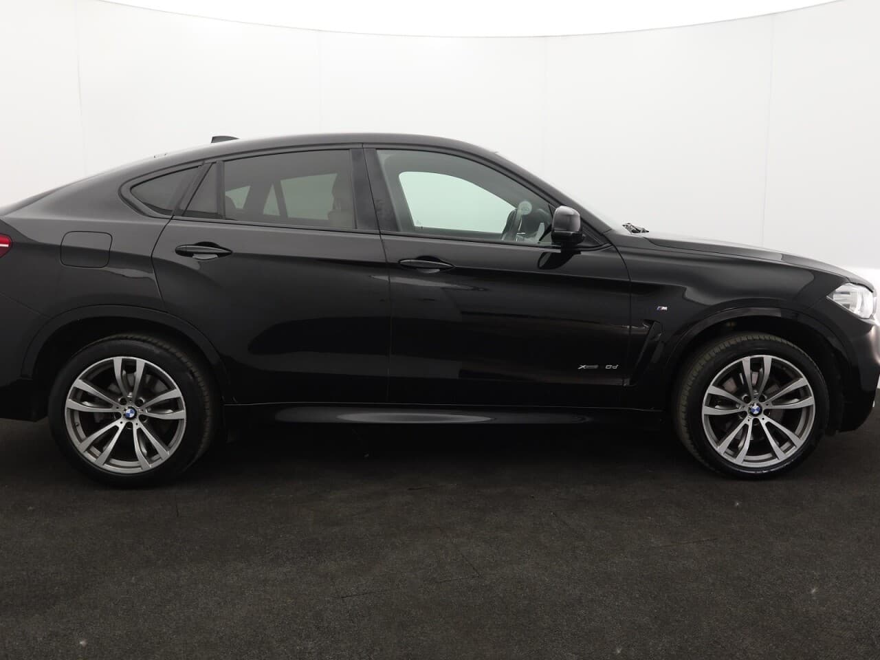 BMW X6 3.0 40d M Sport — image 11