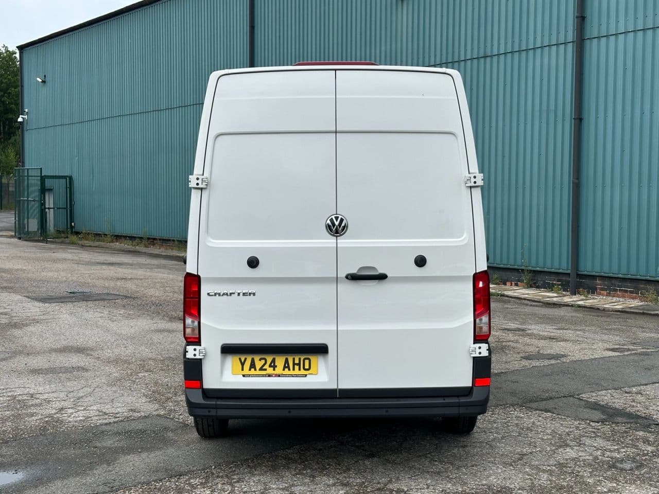 Volkswagen Crafter 2.0 TDI CR35 Commerce Plus — image 6