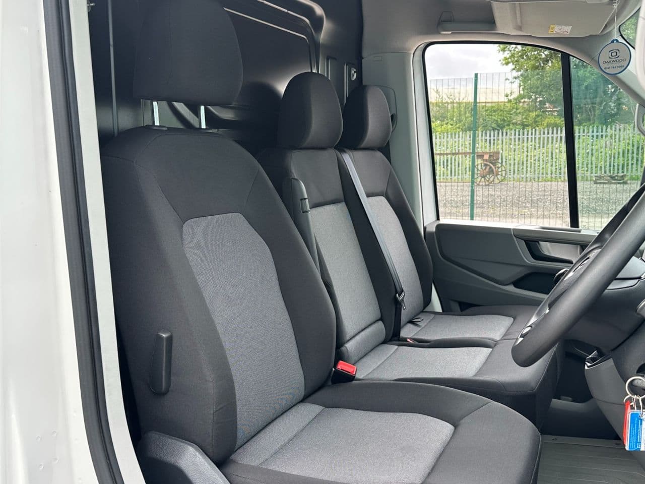 Volkswagen Crafter 2.0 TDI CR35 Commerce Plus — image 30