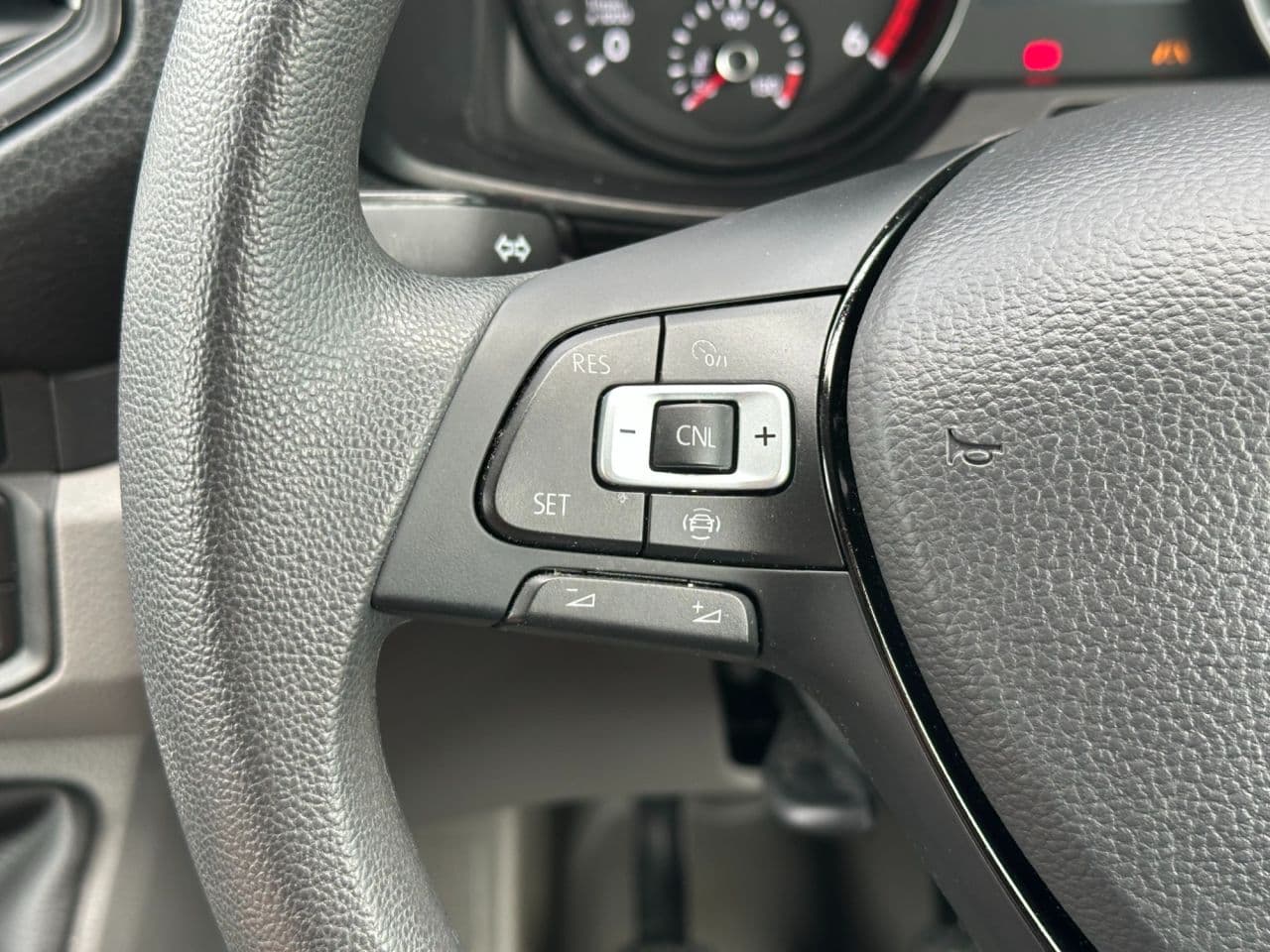 Volkswagen Crafter 2.0 TDI CR35 Commerce Plus — image 32