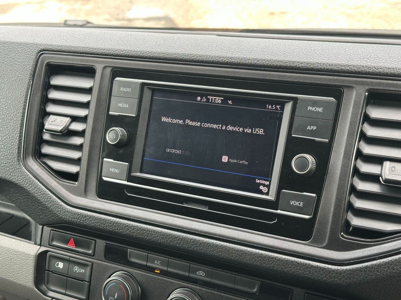Volkswagen Crafter 2.0 TDI CR35 Commerce Plus — image 47
