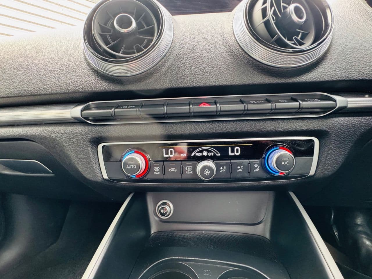 Audi A3 1.5 TFSI CoD 35 Sport Sportback — image 22
