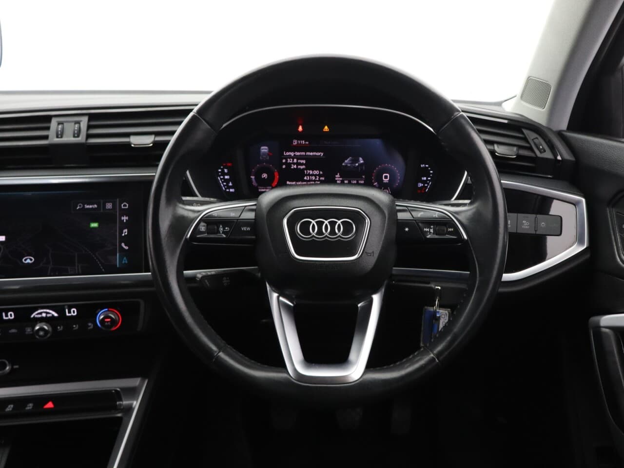 Audi Q3 1.5 TFSI CoD 35 Sport — image 16