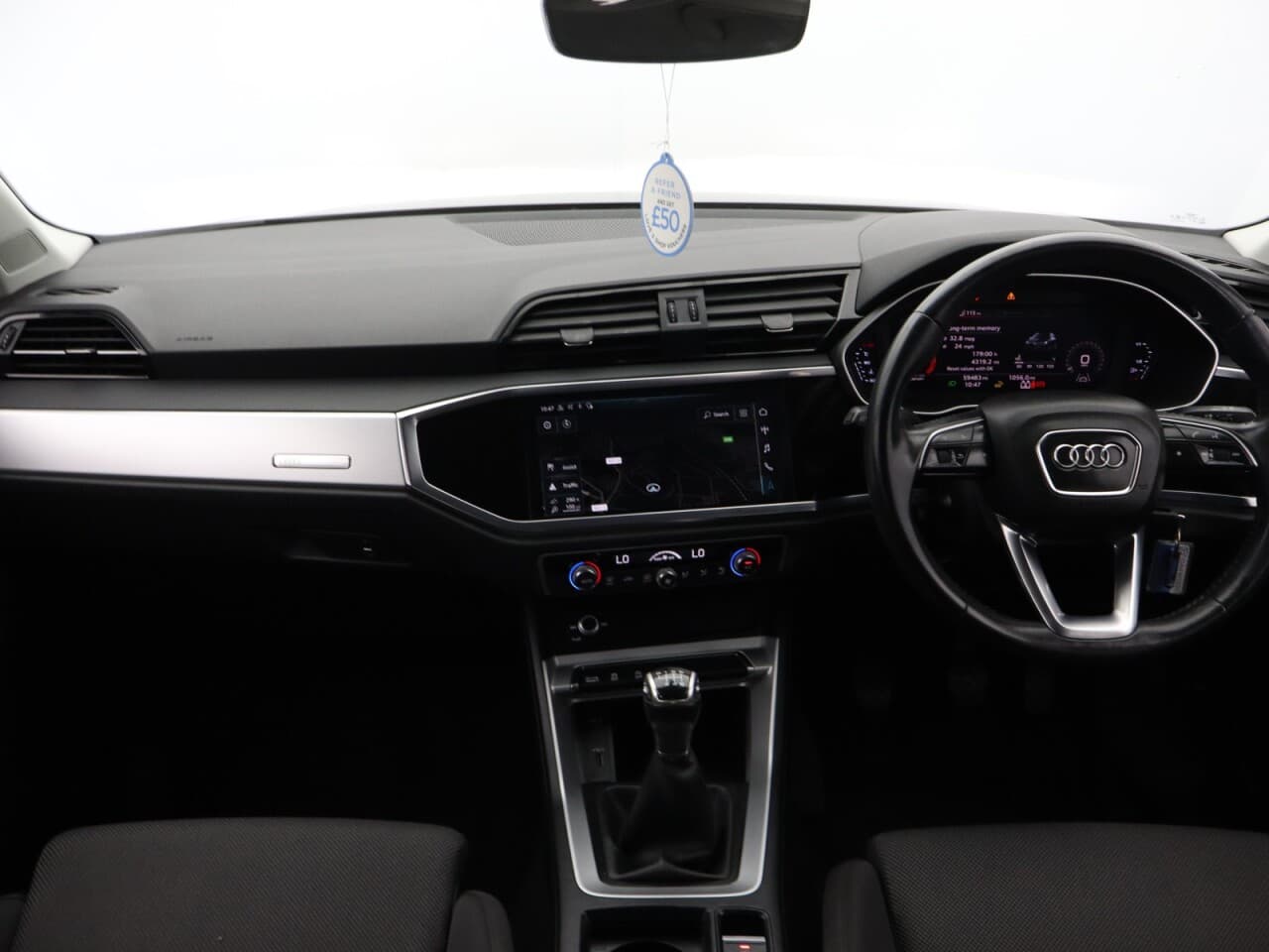 Audi Q3 1.5 TFSI CoD 35 Sport — image 12
