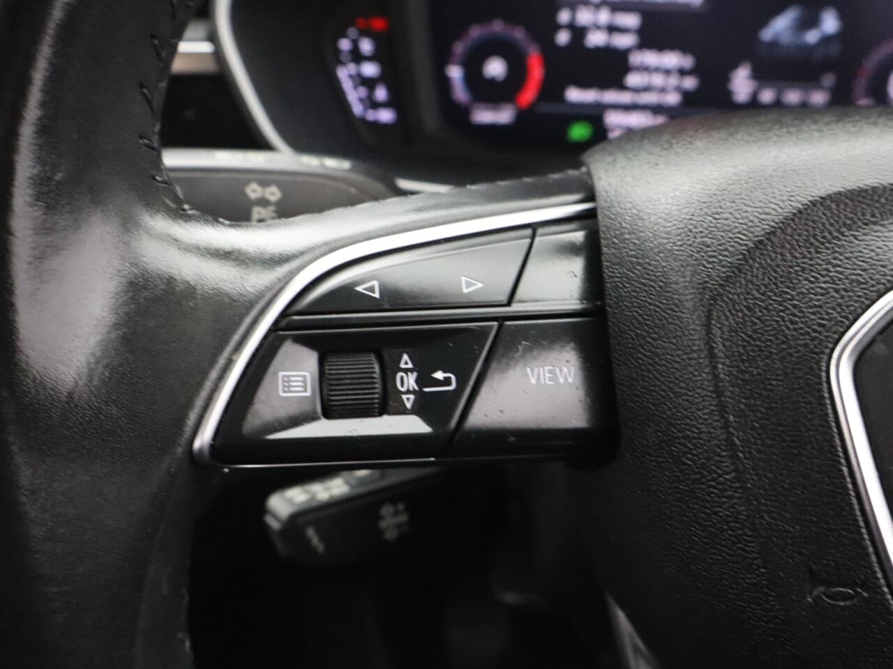 Audi Q3 1.5 TFSI CoD 35 Sport — image 17