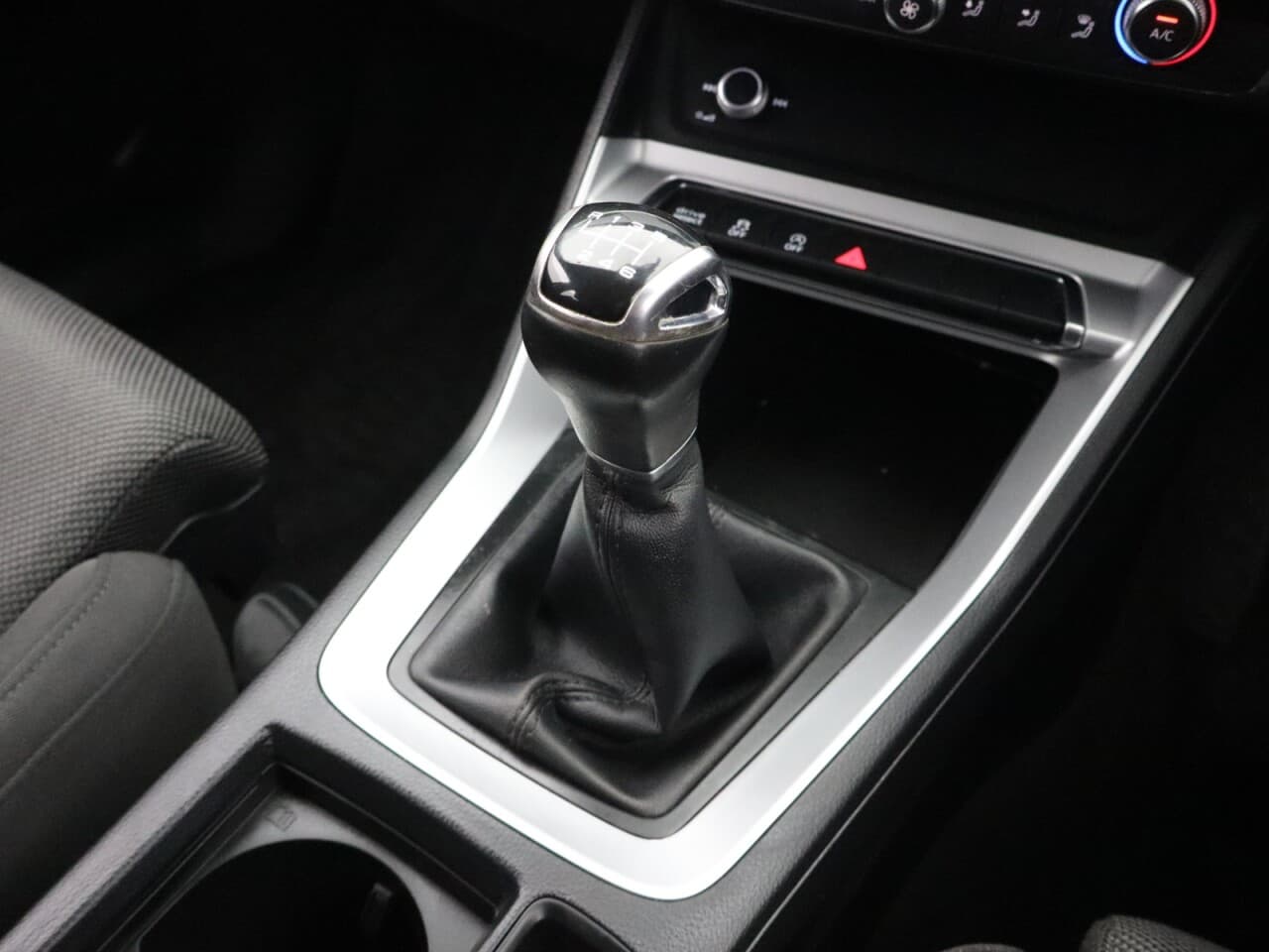 Audi Q3 1.5 TFSI CoD 35 Sport — image 23