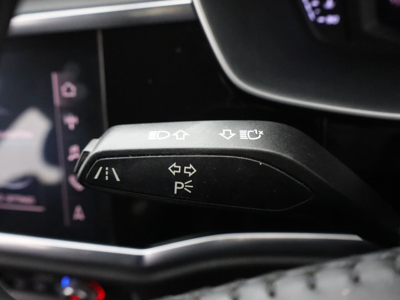 Audi Q3 1.5 TFSI CoD 35 Sport — image 37