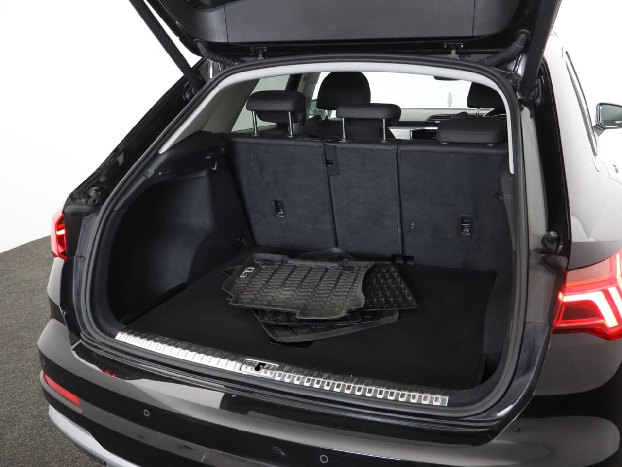 Audi Q3 1.5 TFSI CoD 35 Sport — image 49