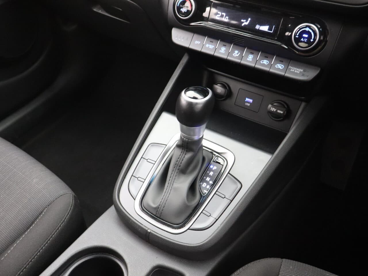 Hyundai Accent 1.6 GDi Hybrid SE Connect — image 20