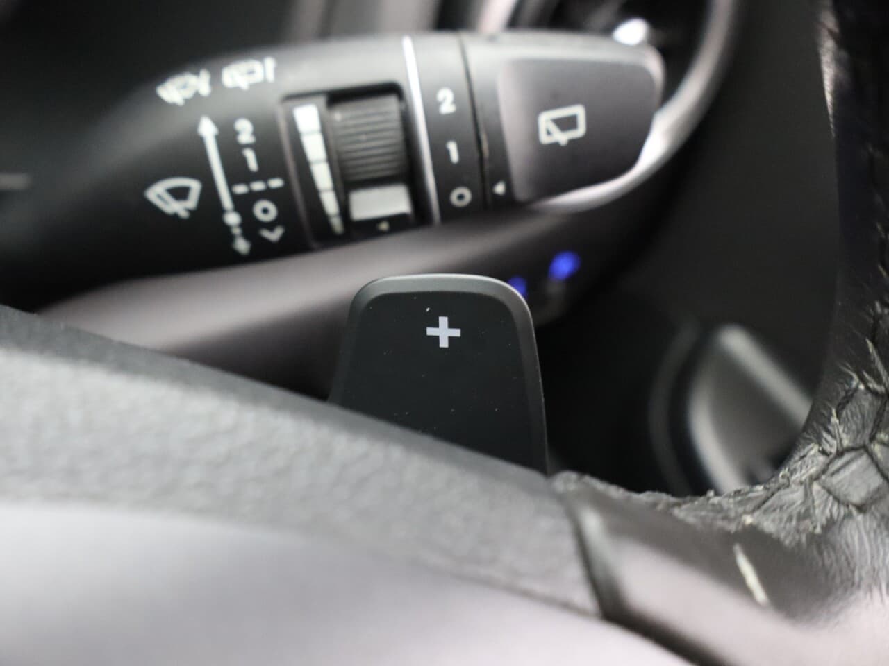 Hyundai Accent 1.6 GDi Hybrid SE Connect — image 36