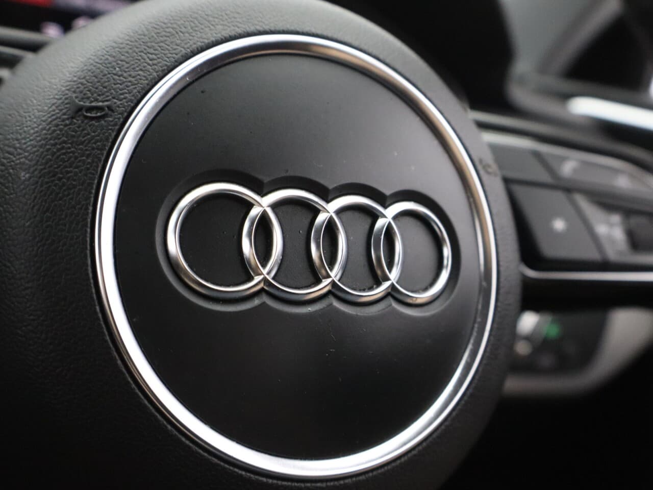 Audi A4 Avant 2.0 TFSI 35 Technik — image 19