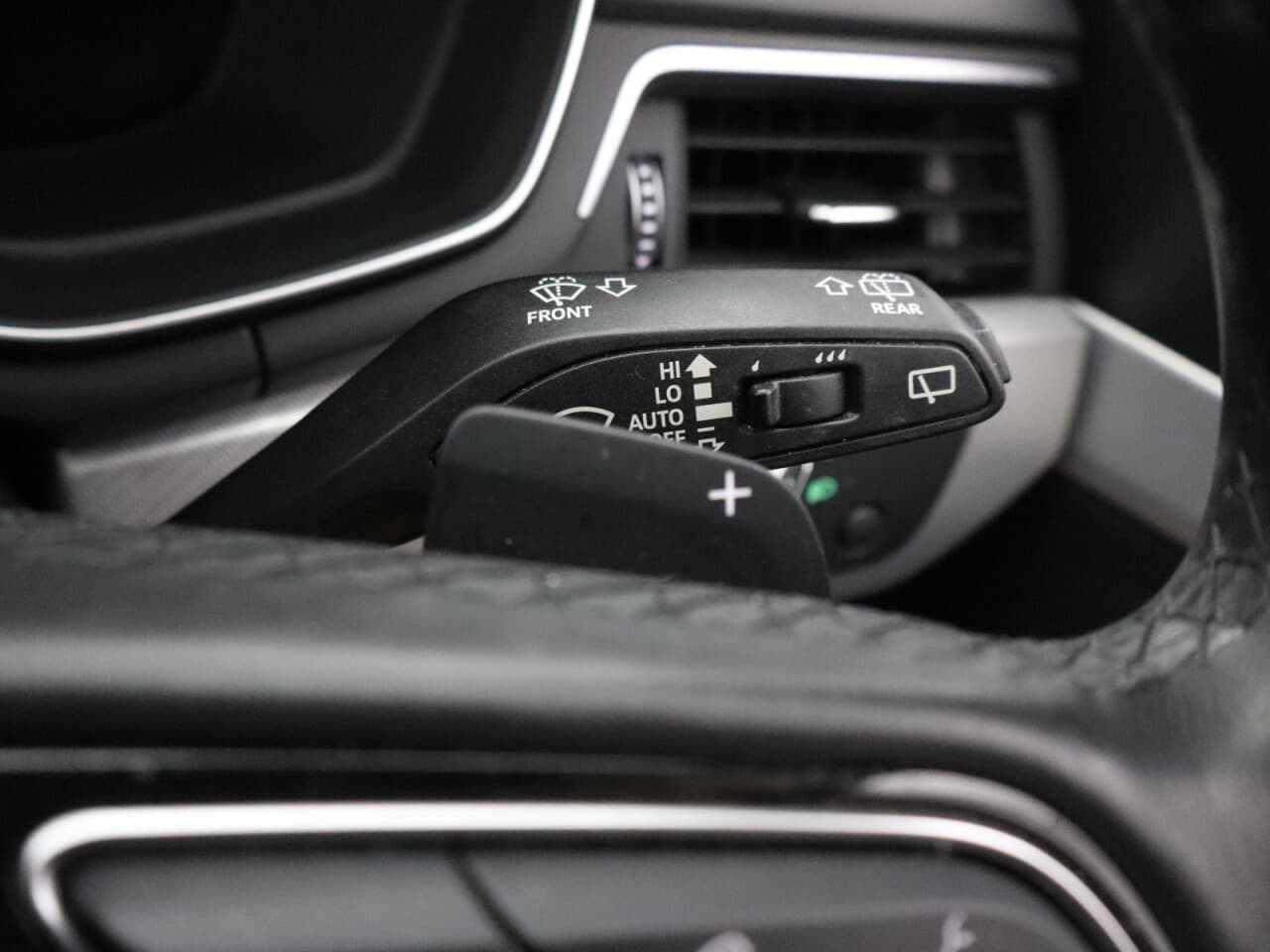 Audi A4 Avant 2.0 TFSI 35 Technik — image 37