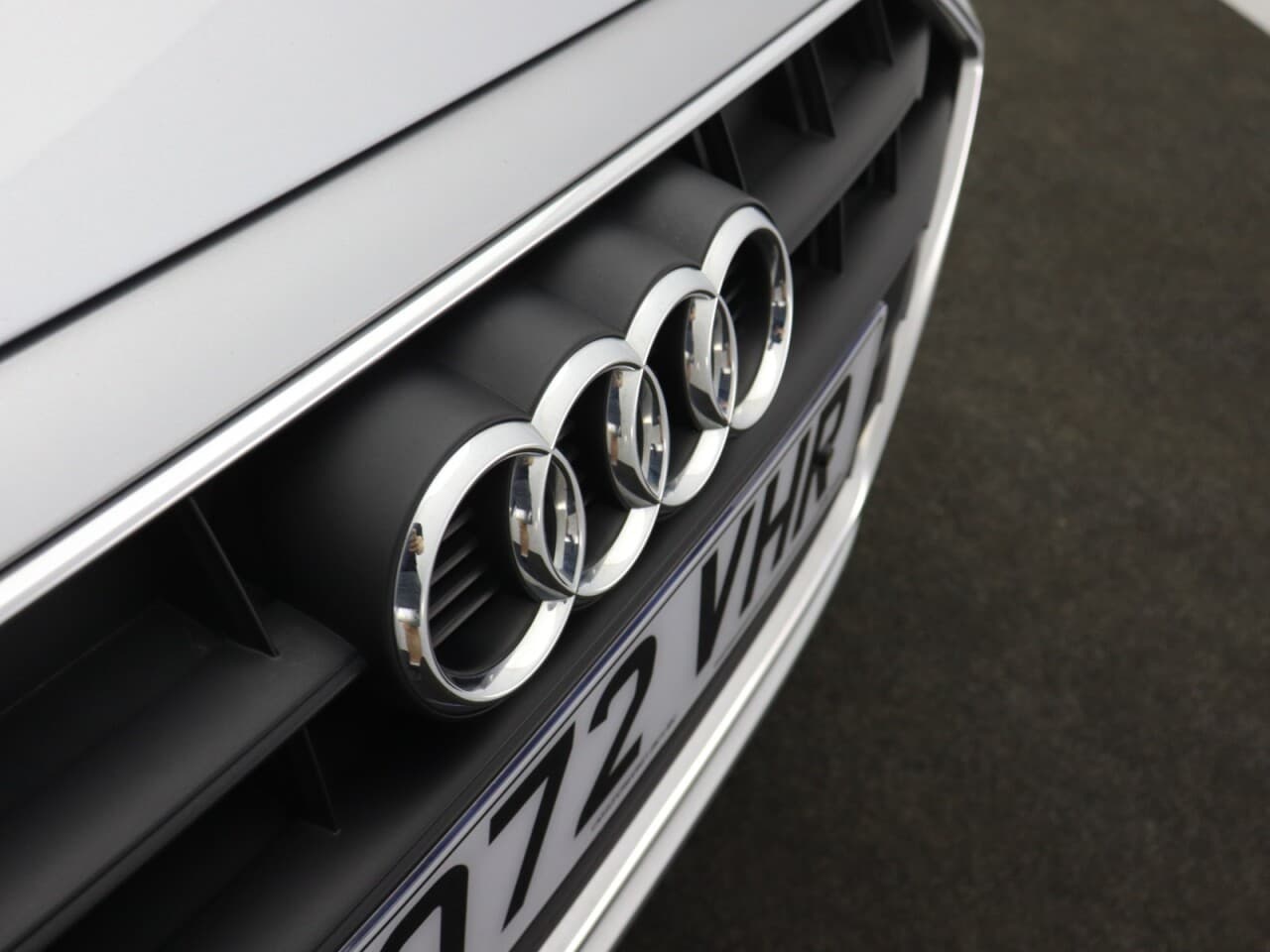 Audi A4 Avant 2.0 TFSI 35 Technik — image 55