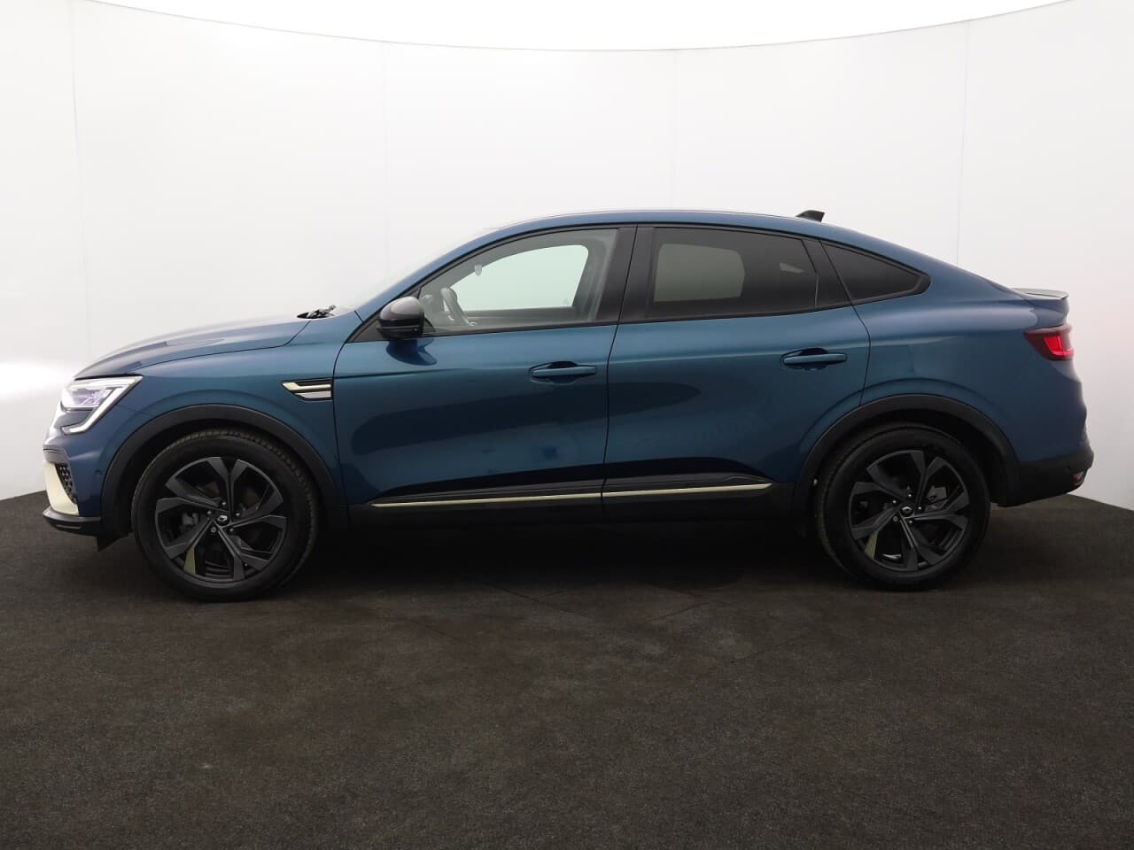 Renault Arkana 1.6 E-TECH E-Tech engineered — image 5