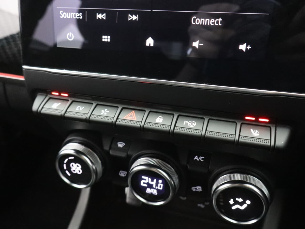 Renault Arkana 1.6 E-TECH E-Tech engineered — image 28