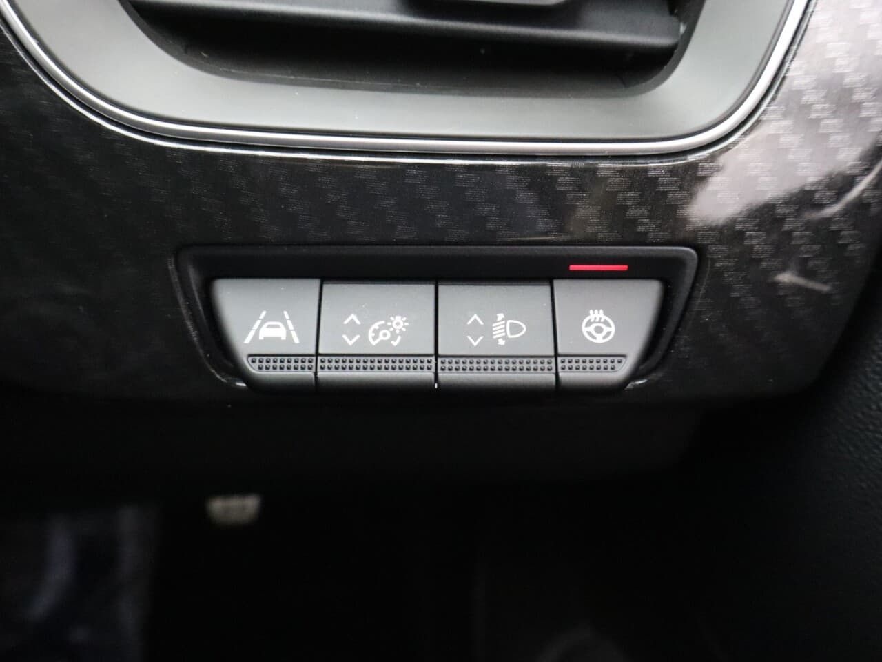 Renault Arkana 1.6 E-TECH E-Tech engineered — image 30