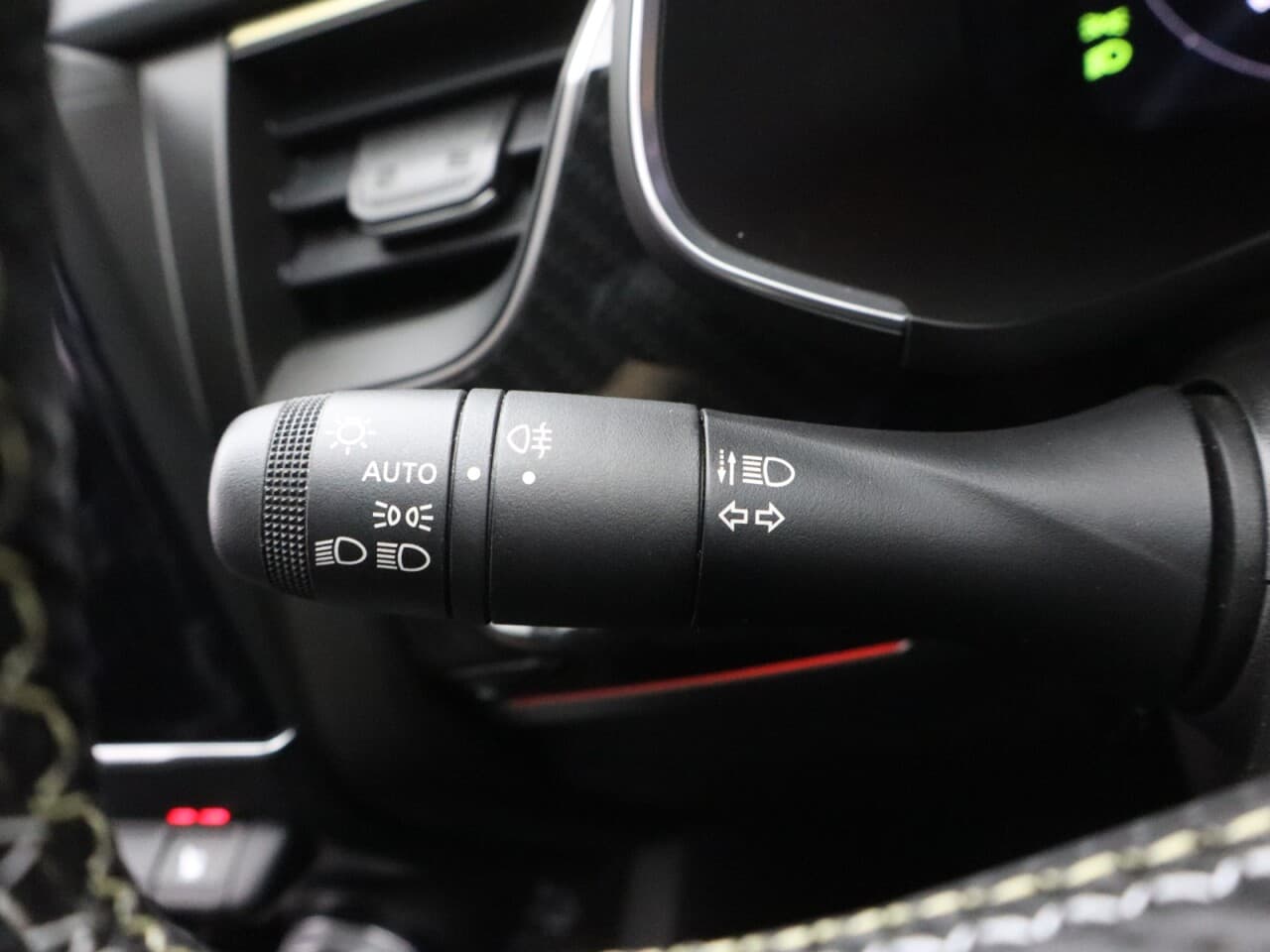 Renault Arkana 1.6 E-TECH E-Tech engineered — image 37