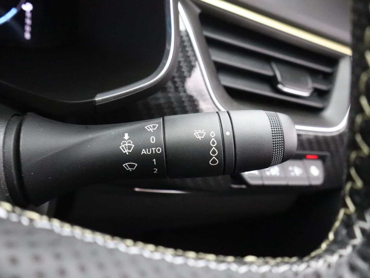 Renault Arkana 1.6 E-TECH E-Tech engineered — image 38