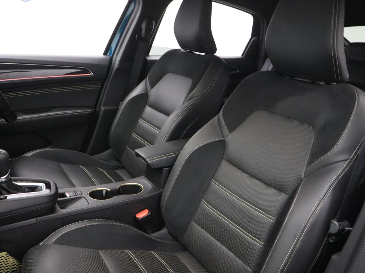Renault Arkana 1.6 E-TECH E-Tech engineered — image 40