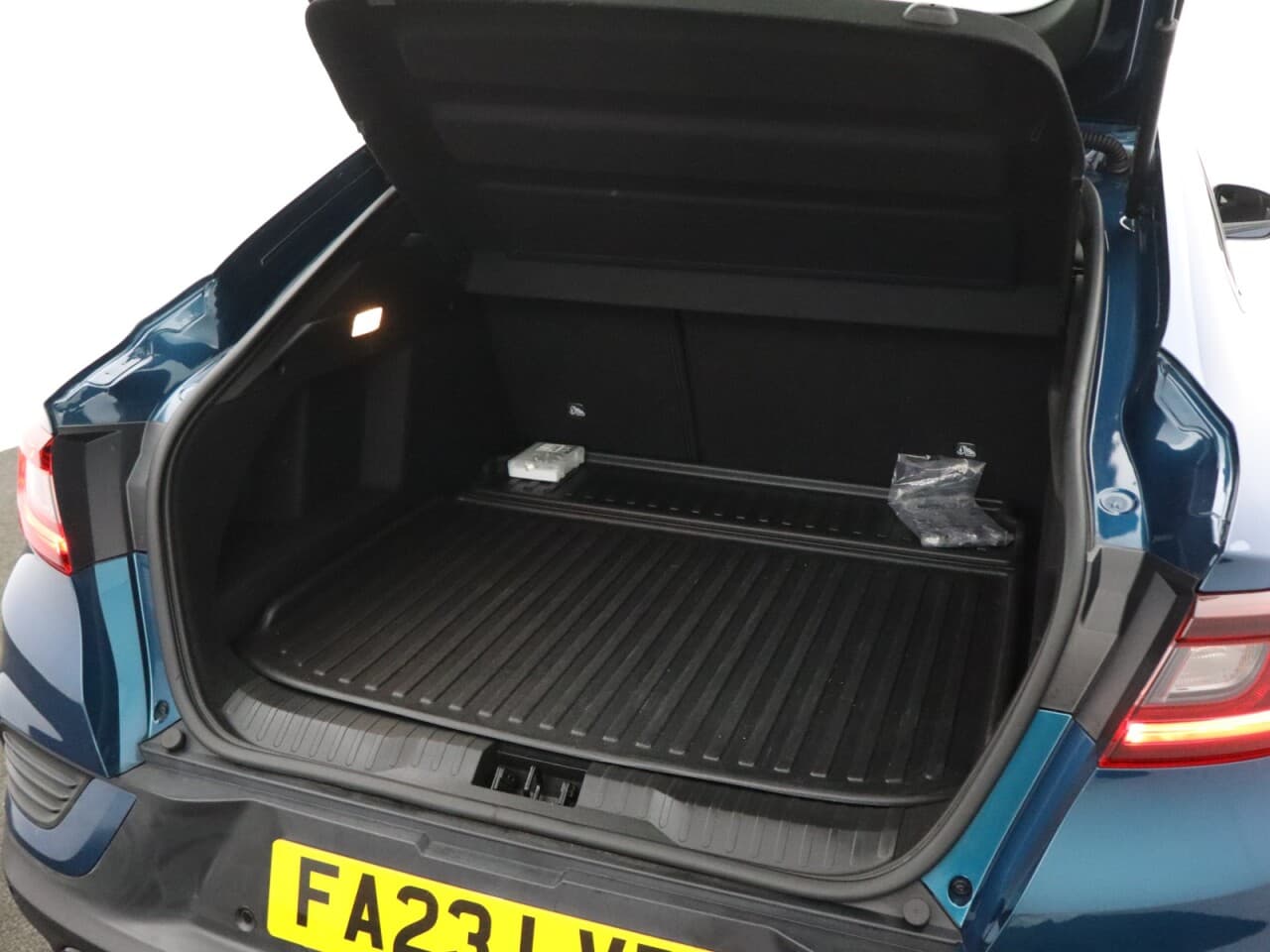 Renault Arkana 1.6 E-TECH E-Tech engineered — image 43