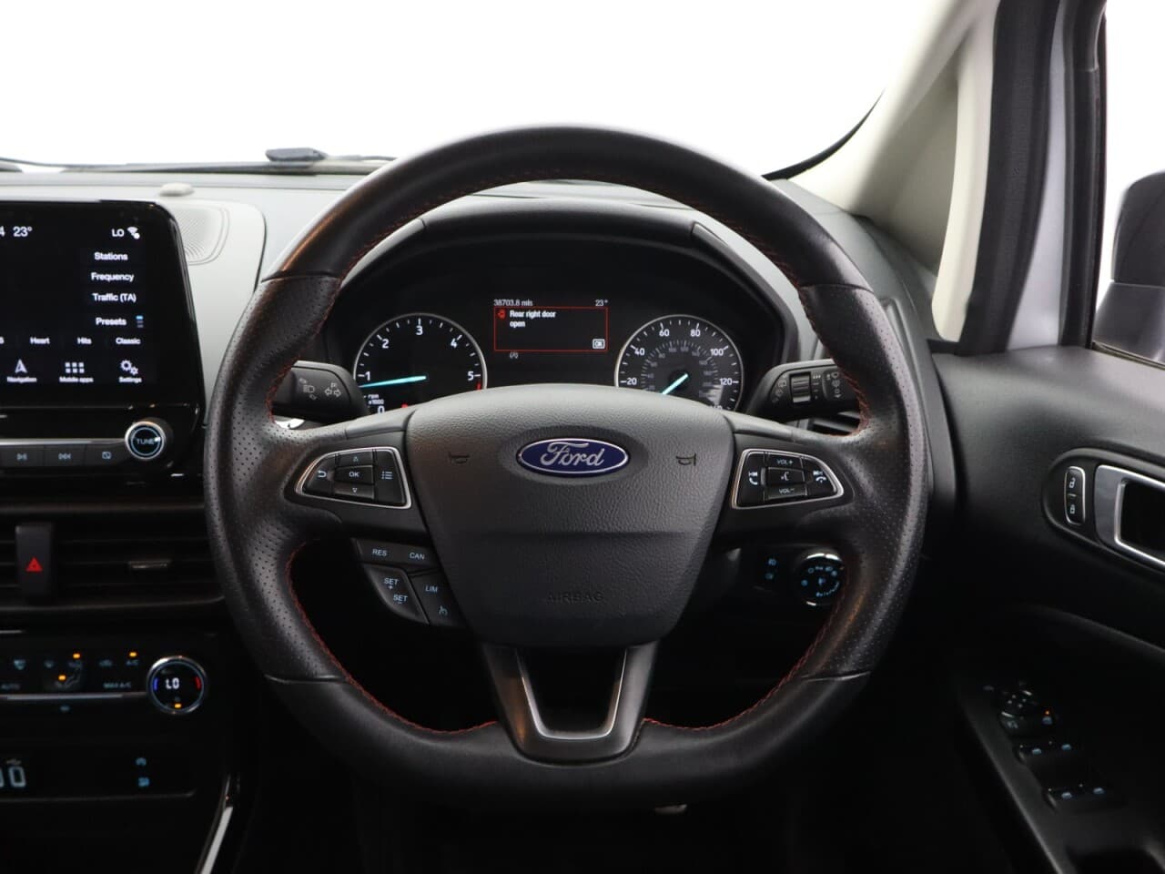 Ford Ecosport 1.5 EcoBlue ST-Line — image 14