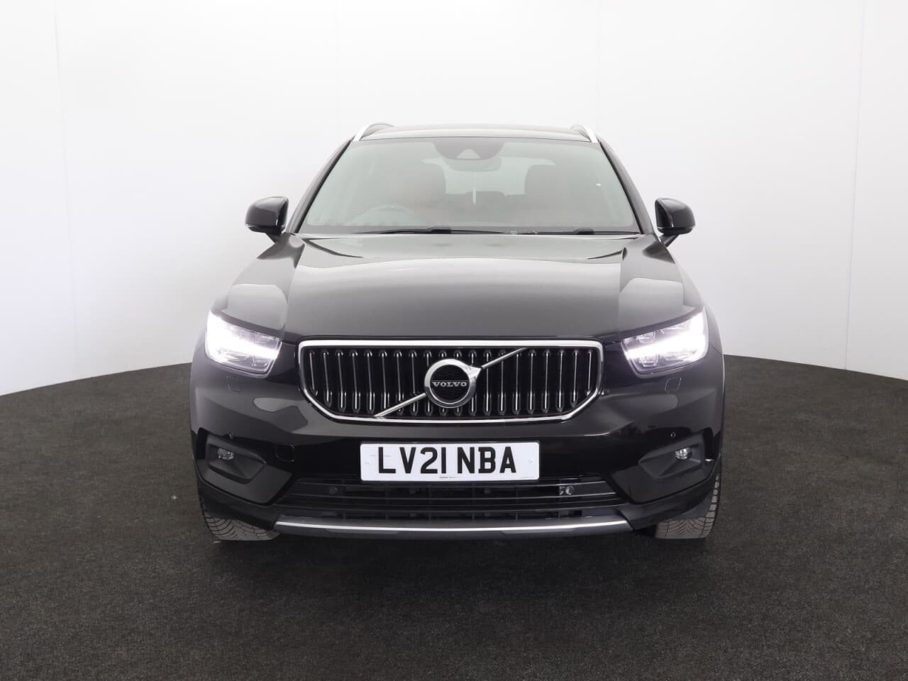 Volvo XC40 2.0 B4 MHEV Inscription Pro — image 4