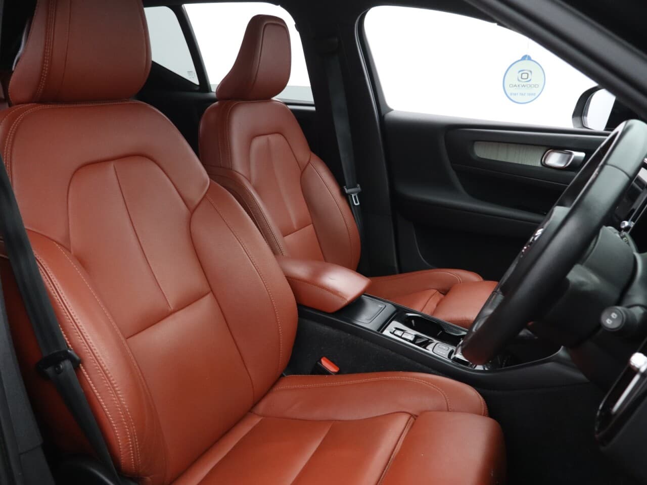 Volvo XC40 2.0 B4 MHEV Inscription Pro — image 15