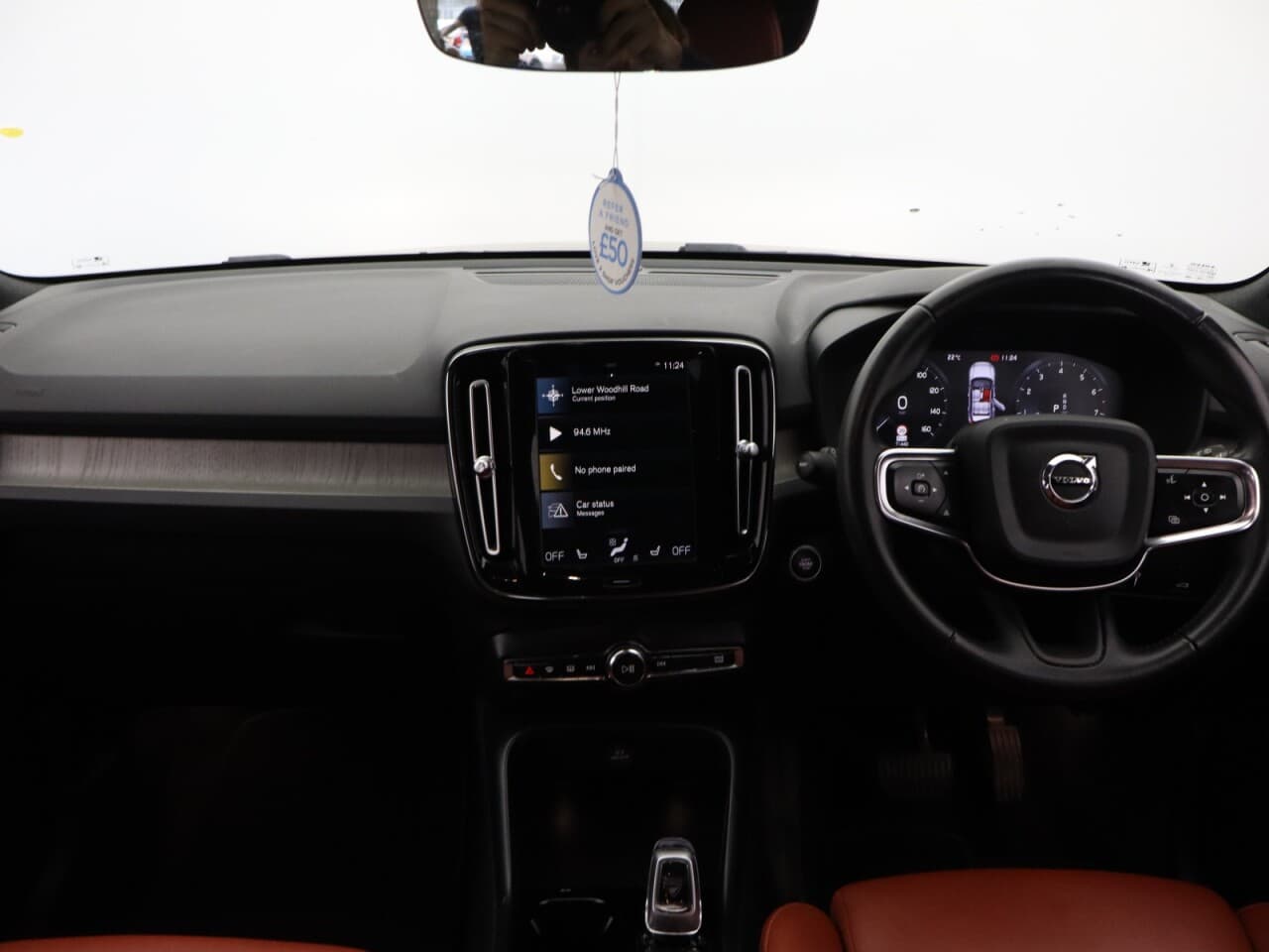 Volvo XC40 2.0 B4 MHEV Inscription Pro — image 12