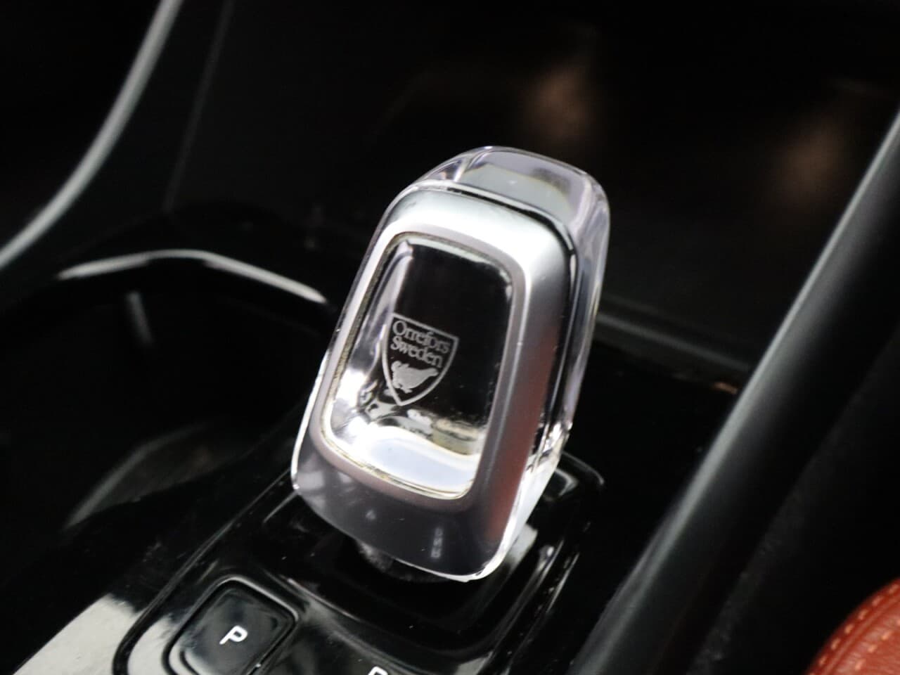 Volvo XC40 2.0 B4 MHEV Inscription Pro — image 24