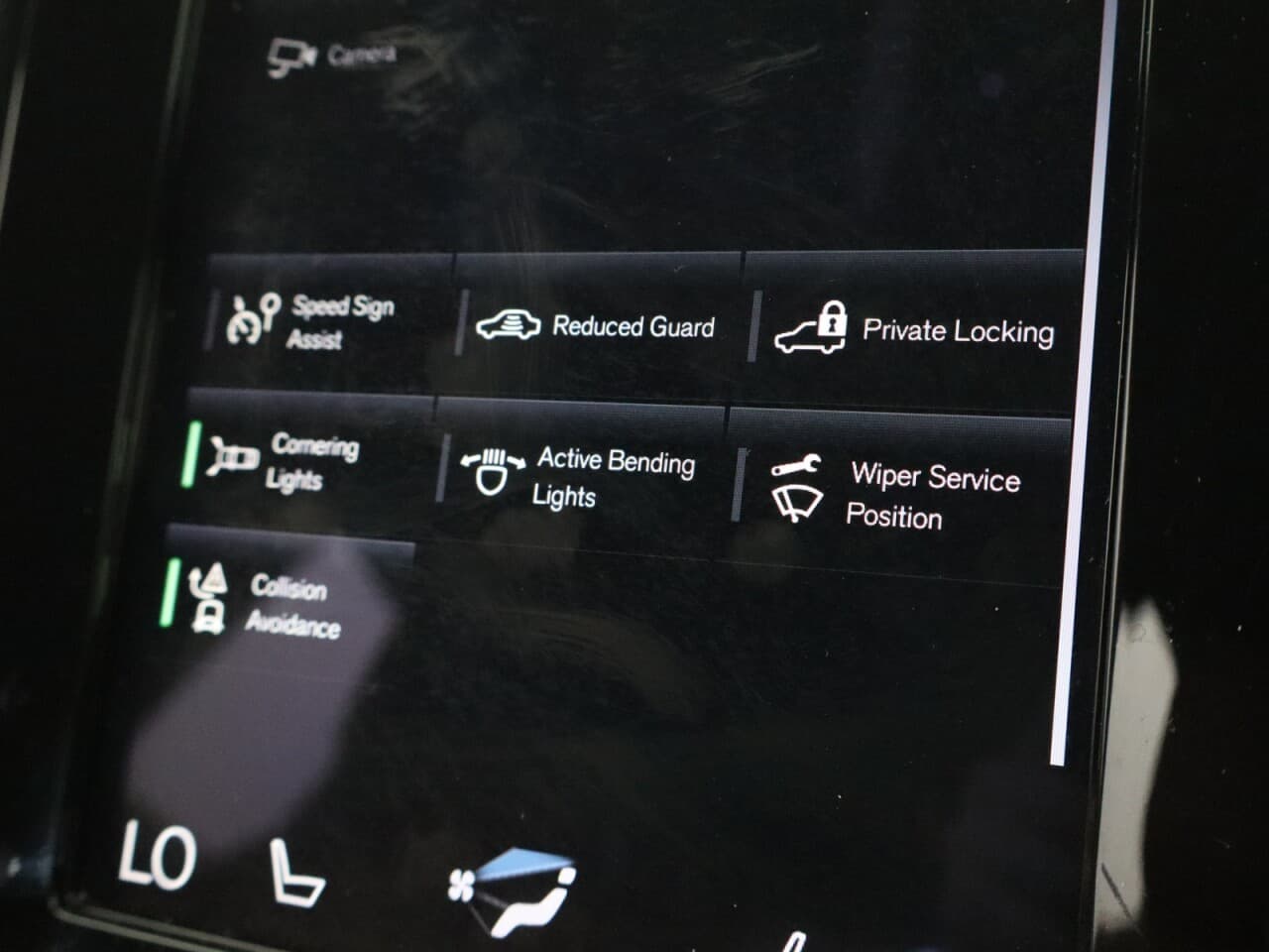 Volvo XC40 2.0 B4 MHEV Inscription Pro — image 38