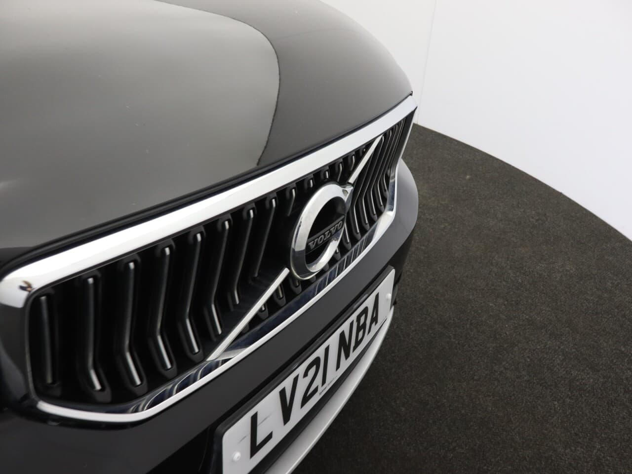 Volvo XC40 2.0 B4 MHEV Inscription Pro — image 60