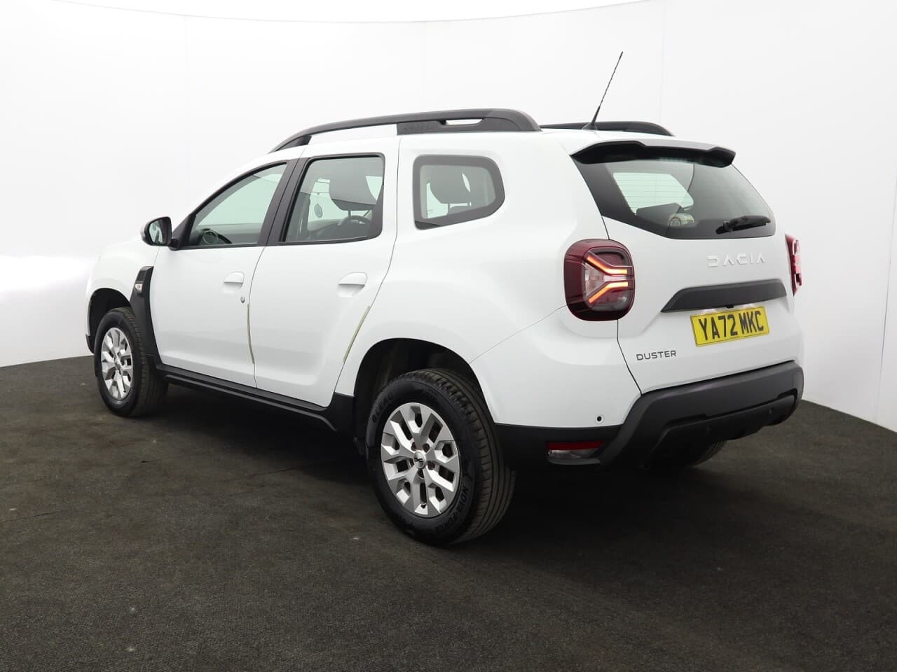 Dacia Duster 1.0 TCe Expression — image 8