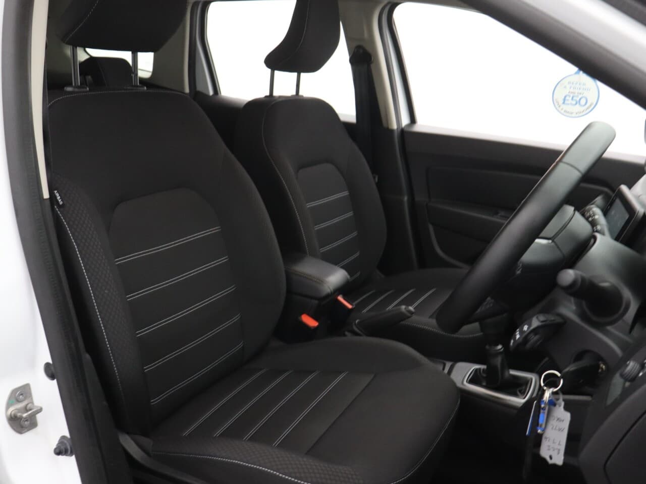 Dacia Duster 1.0 TCe Expression — image 15