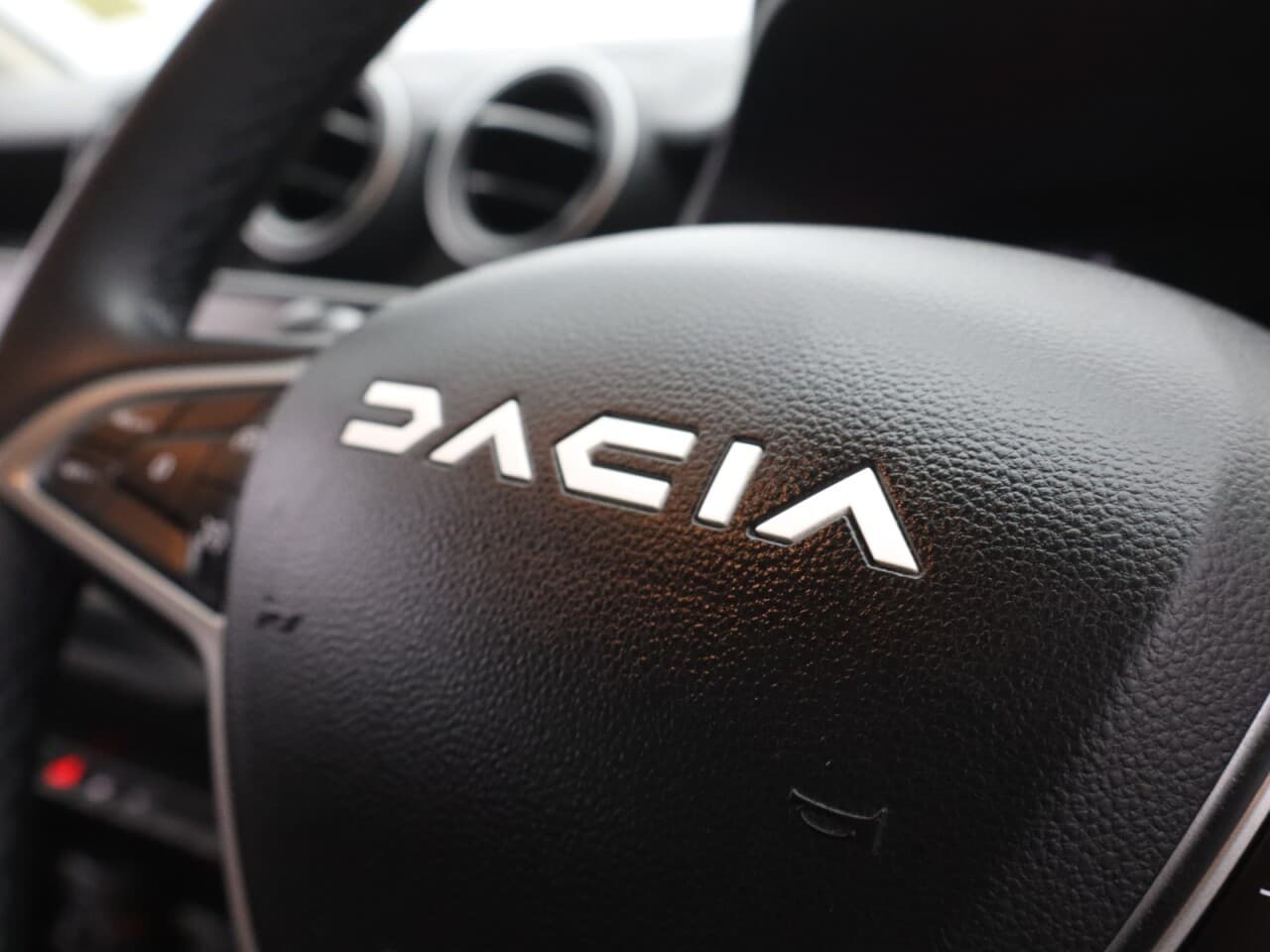 Dacia Duster 1.0 TCe Expression — image 17