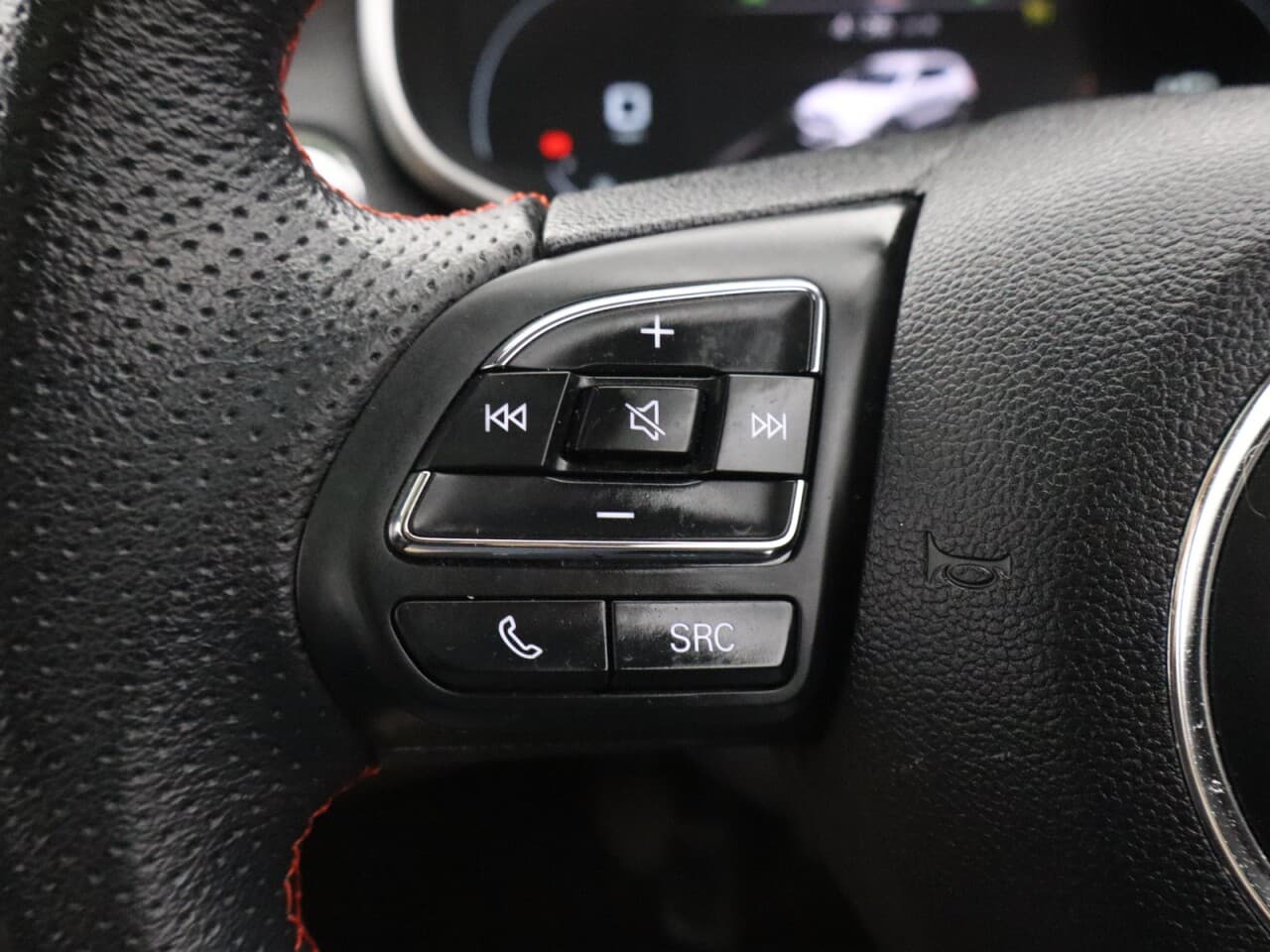 MG MG Zs 1.0 T-GDI Exclusive — image 17