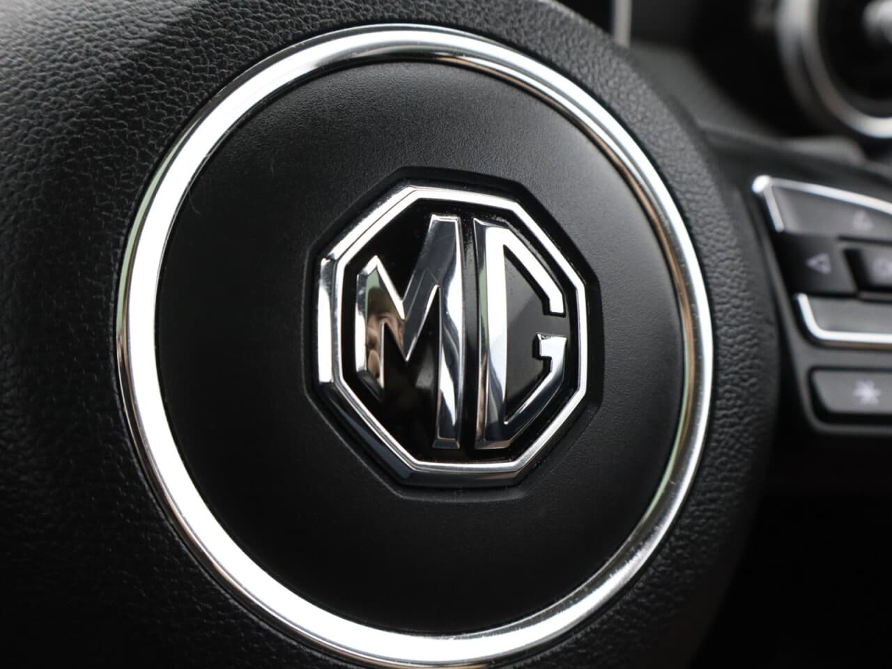 MG MG Zs 1.0 T-GDI Exclusive — image 20