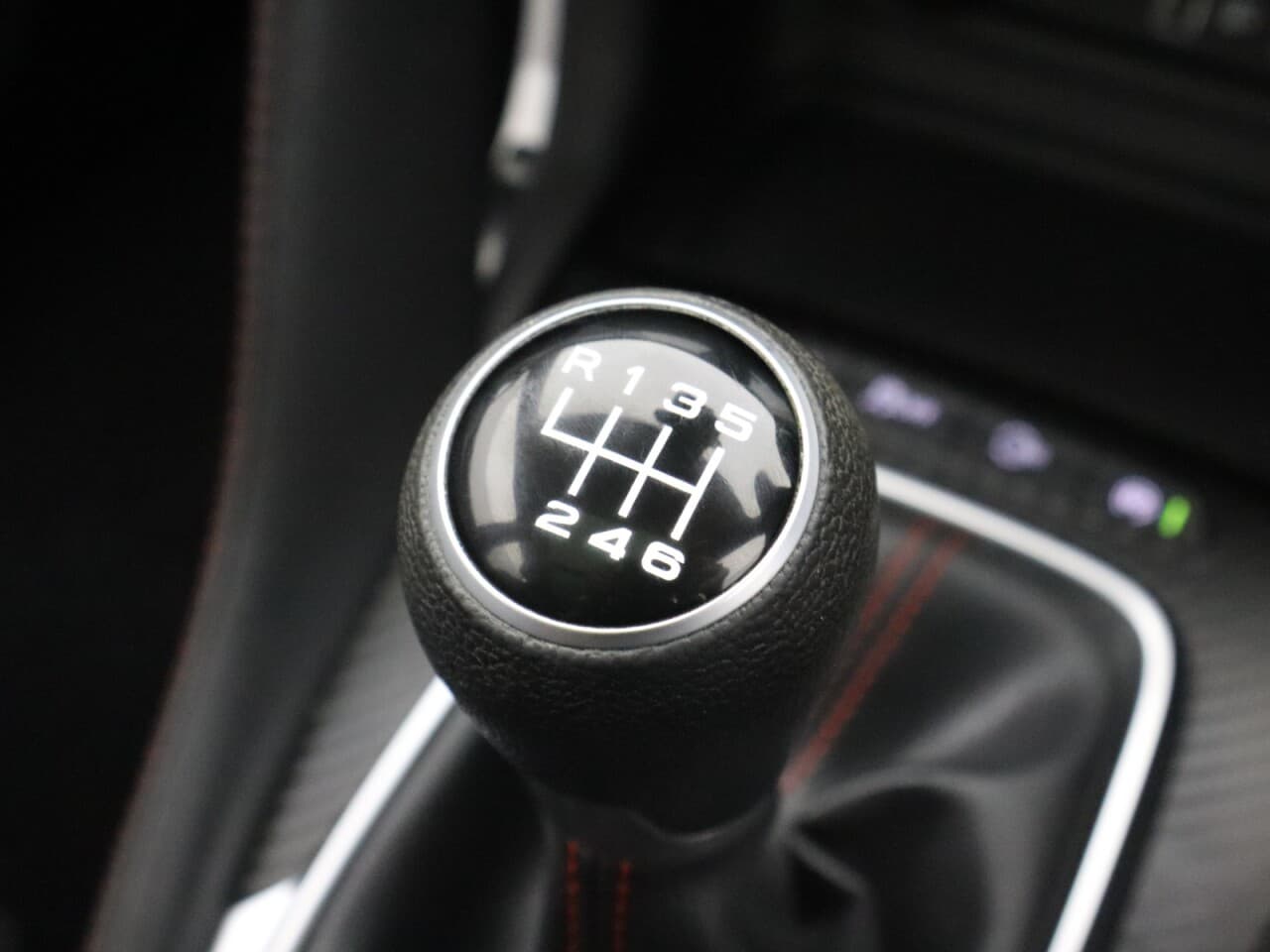 MG MG Zs 1.0 T-GDI Exclusive — image 24