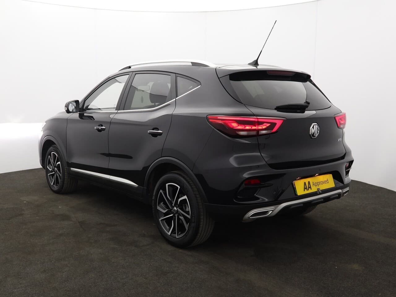 MG MG Zs 1.0 T-GDI Exclusive — image 9