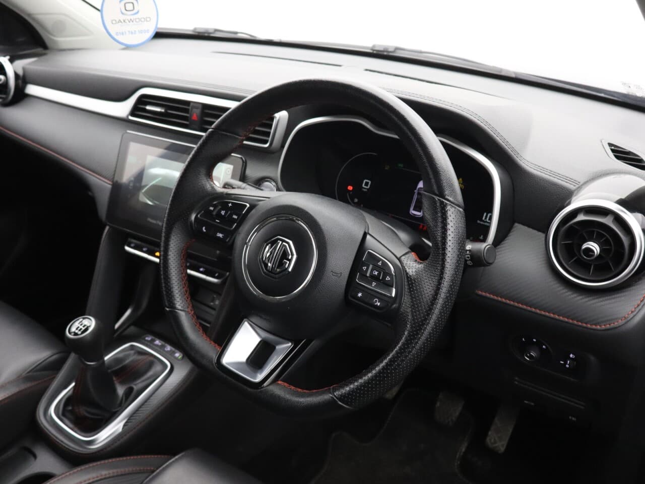 MG MG Zs 1.0 T-GDI Exclusive — image 14