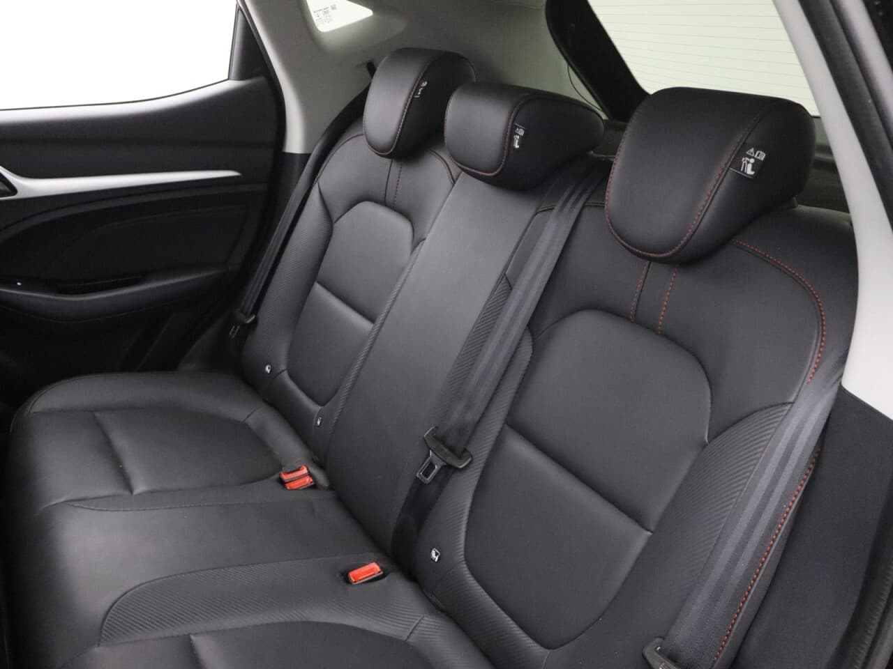 MG MG Zs 1.0 T-GDI Exclusive — image 37