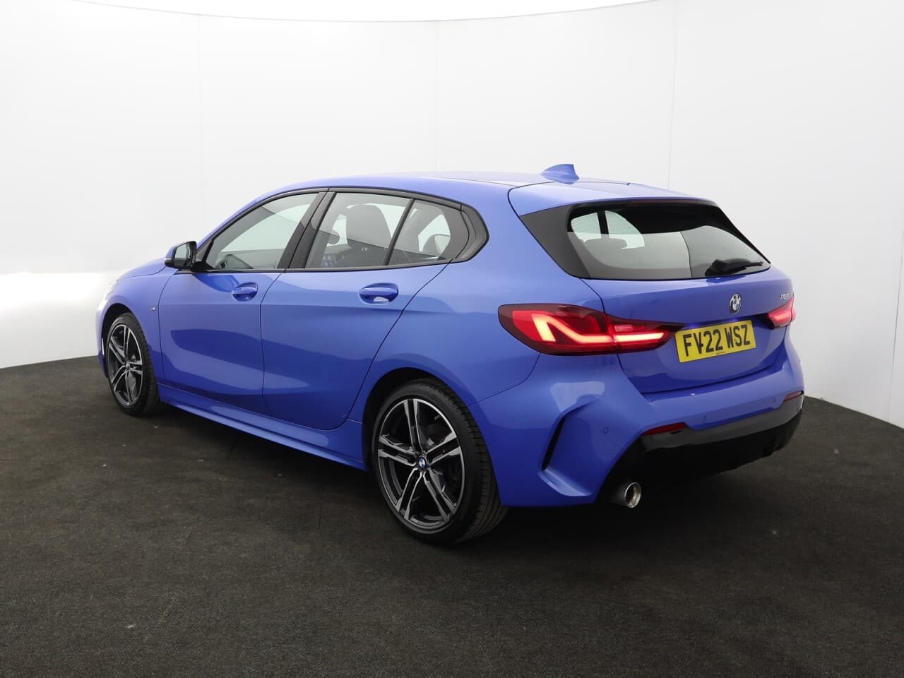 BMW 1 Series 1.5 118i M Sport (LCP) — image 8