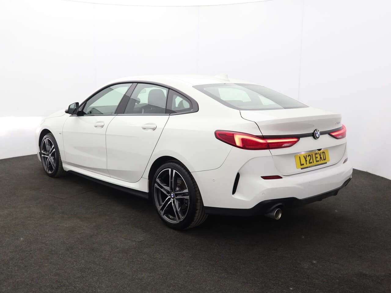 BMW 2 Series Gran Coupe 1.5 218i M Sport — image 8