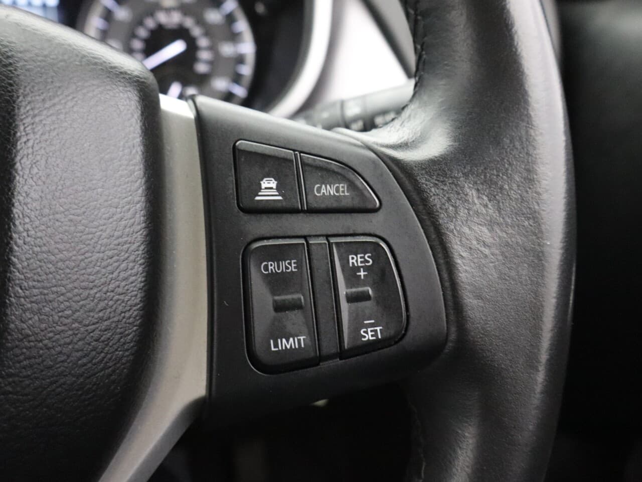 Suzuki Vitara 1.4 Boosterjet MHEV SZ-T — image 20