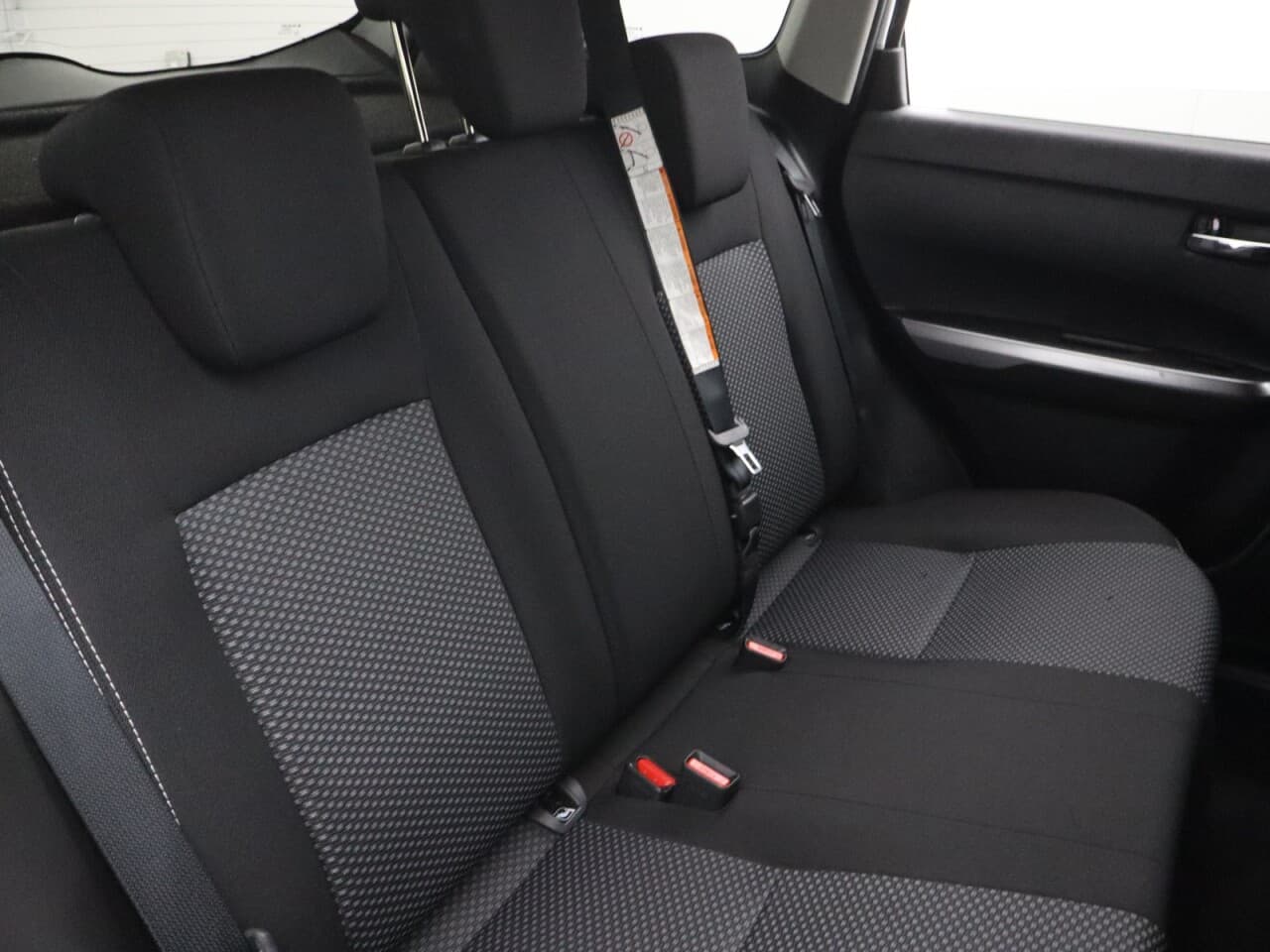 Suzuki Vitara 1.4 Boosterjet MHEV SZ-T — image 39