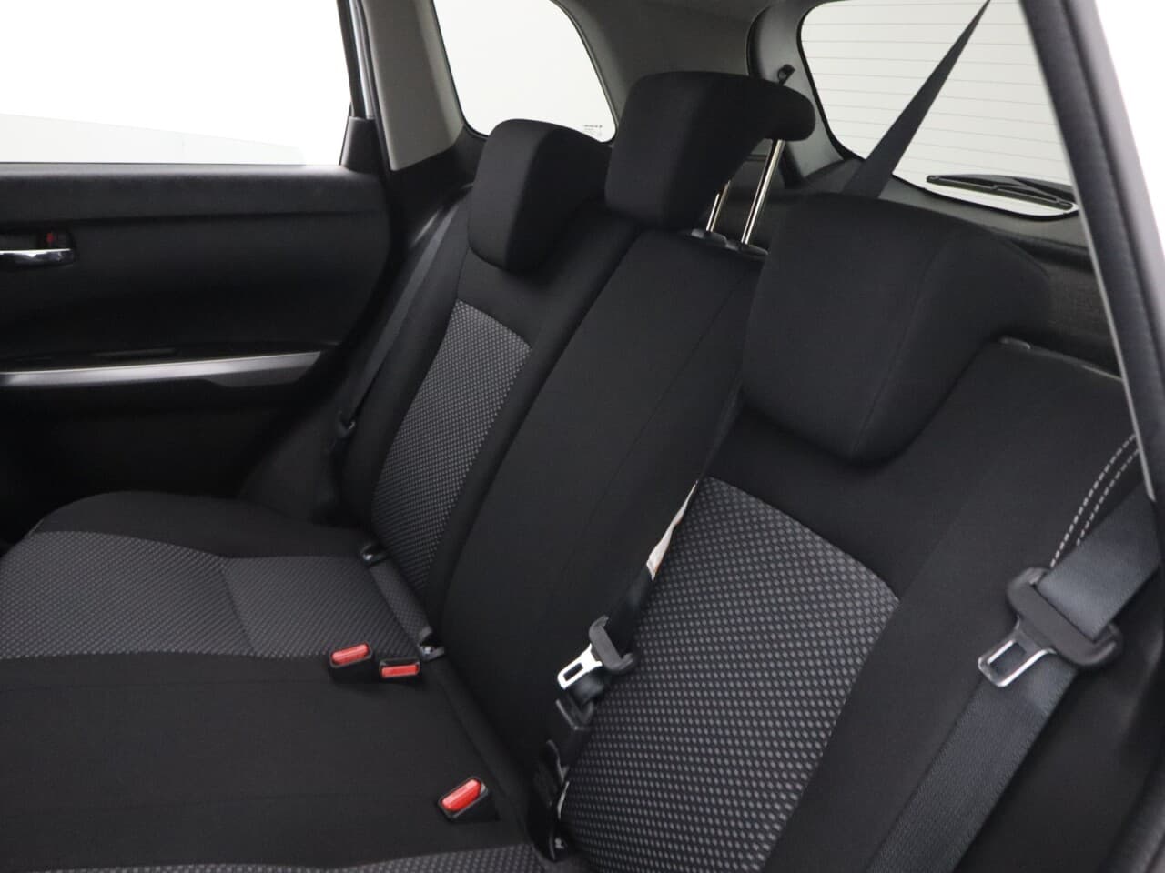 Suzuki Vitara 1.4 Boosterjet MHEV SZ-T — image 40