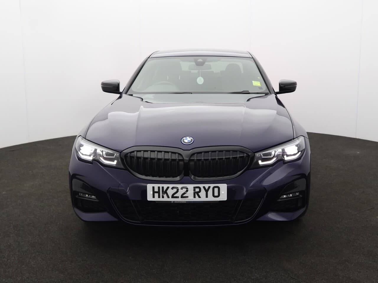 BMW 3 Series 2.0 330e 12kWh M Sport Pro Edition — image 4
