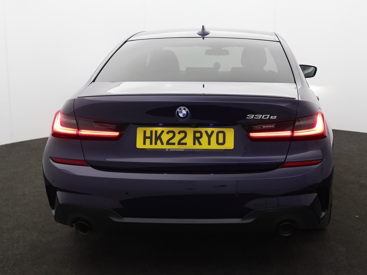 BMW 3 Series 2.0 330e 12kWh M Sport Pro Edition — image 9