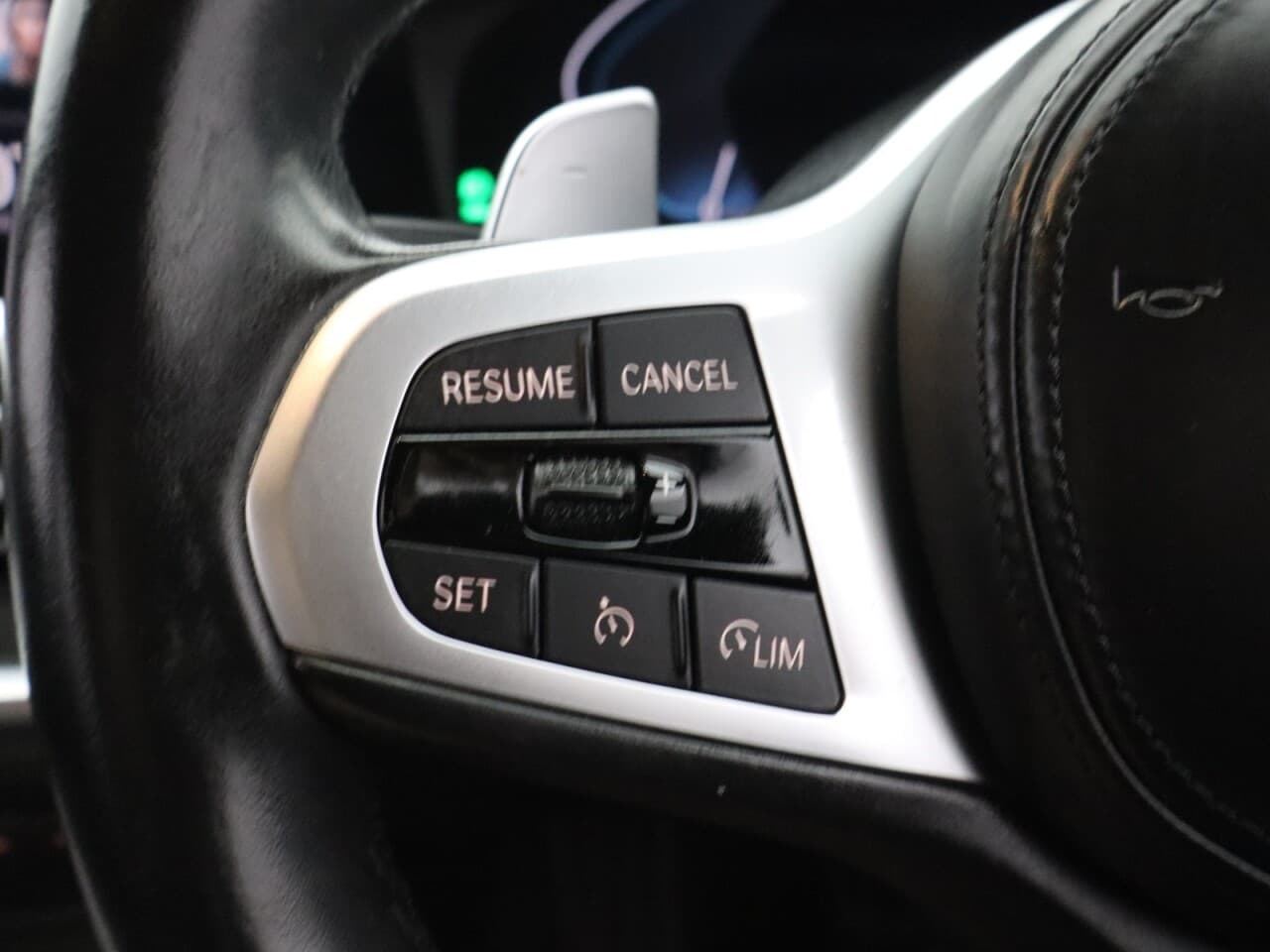 BMW 3 Series 2.0 330e 12kWh M Sport Pro Edition — image 20