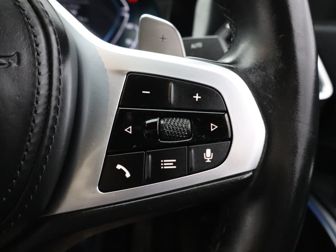 BMW 3 Series 2.0 330e 12kWh M Sport Pro Edition — image 21